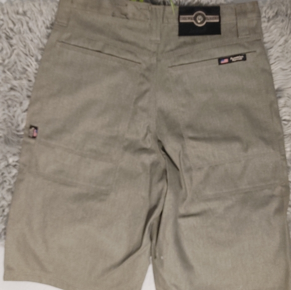 Brooklyn Express Jeansi Men Shorts - Picture 4 of 7